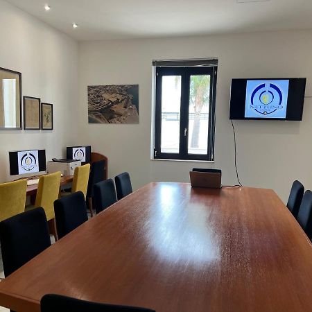 Best Western Hotel Nettuno Brindisi Exterior photo