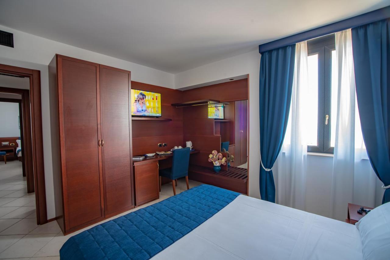 Best Western Hotel Nettuno Brindisi Exterior photo