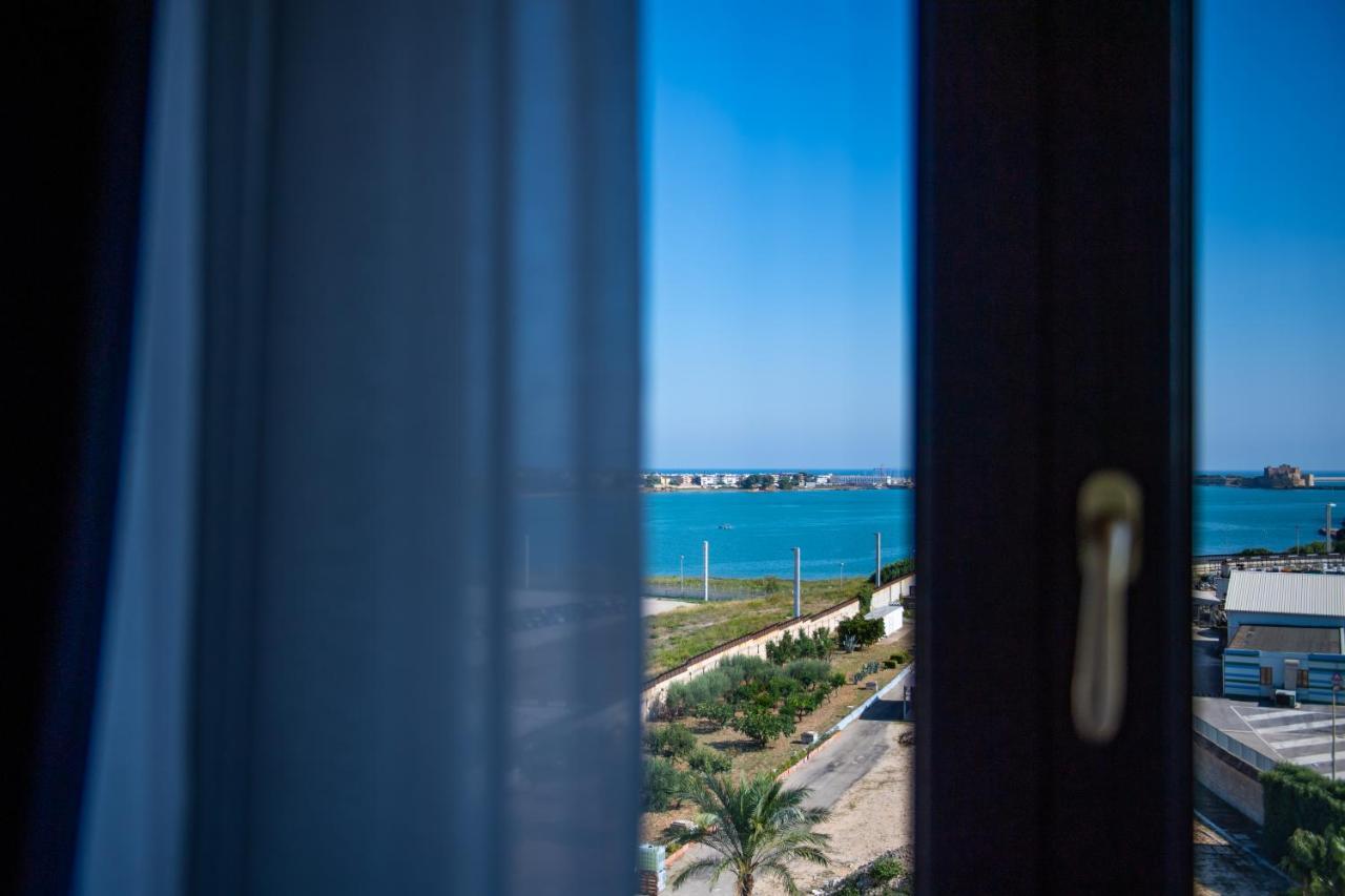 Best Western Hotel Nettuno Brindisi Exterior photo