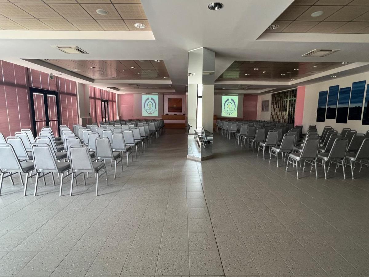 Best Western Hotel Nettuno Brindisi Exterior photo