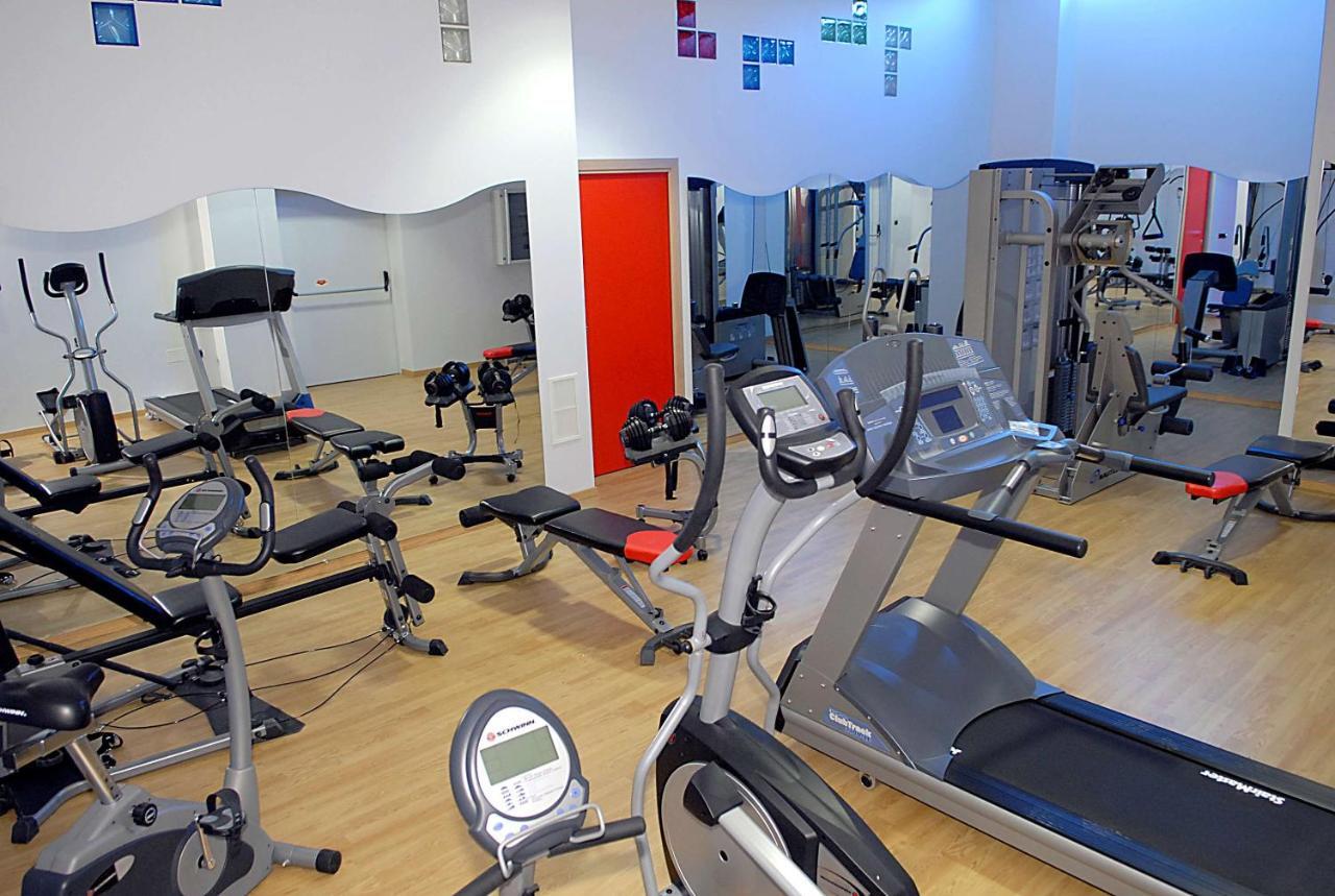 Best Western Hotel Nettuno Brindisi Exterior photo